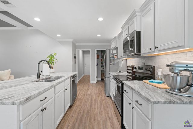 314 Creek Ridge Drive, Warner Robins, GA 31088