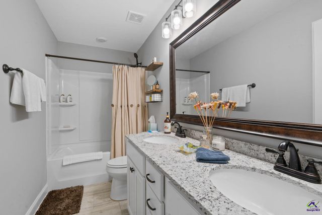 314 Creek Ridge Drive, Warner Robins, GA 31088