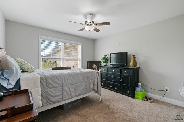 314 Creek Ridge Drive, Warner Robins, GA 31088