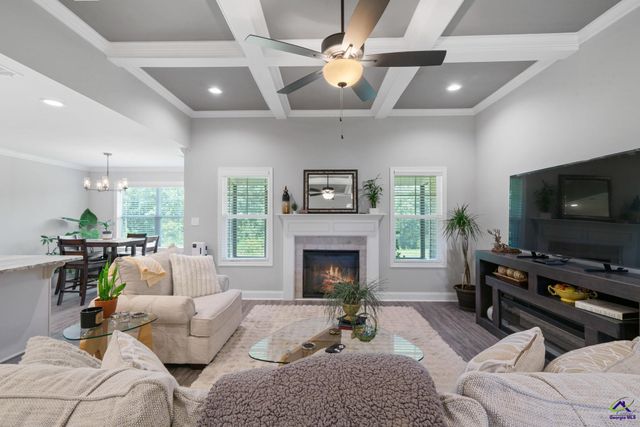 314 Creek Ridge Drive, Warner Robins, GA 31088