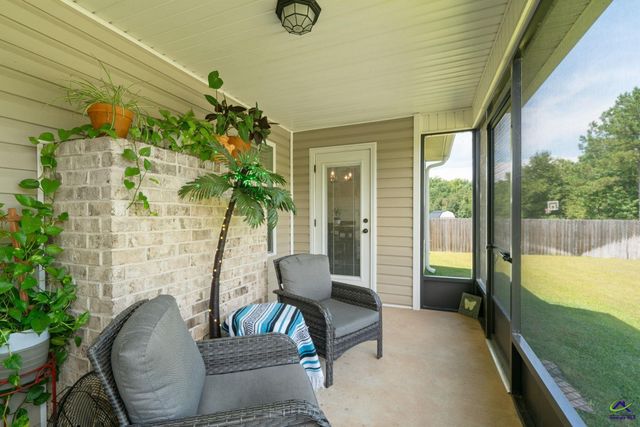 314 Creek Ridge Drive, Warner Robins, GA 31088