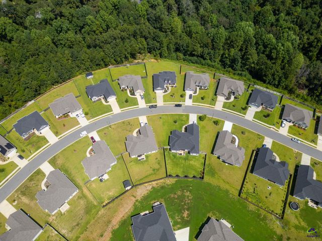 314 Creek Ridge Drive, Warner Robins, GA 31088