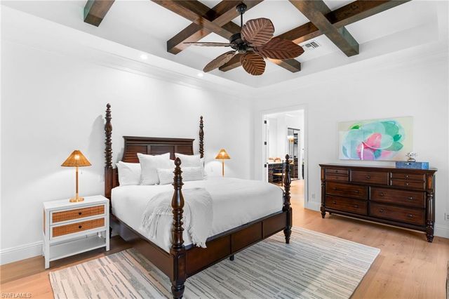436 Corbel DR, Naples, FL 34110