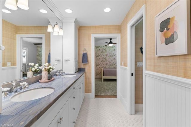 436 Corbel DR, Naples, FL 34110