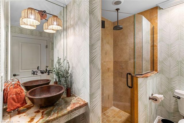 436 Corbel DR, Naples, FL 34110