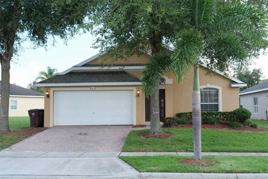 969 ANDALUSIA LOOP, Davenport, FL 33837