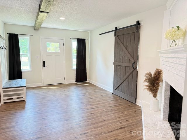 1442 Lee Pearson Road, Lenoir, NC 28645