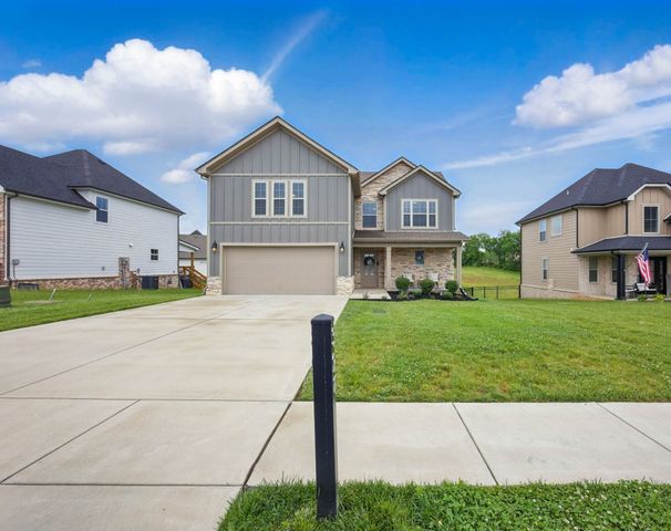397 Frontier Dr, Clarksville, TN 37043