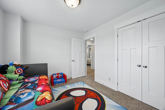 397 Frontier Dr, Clarksville, TN 37043