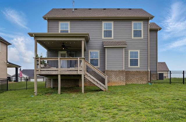 397 Frontier Dr, Clarksville, TN 37043