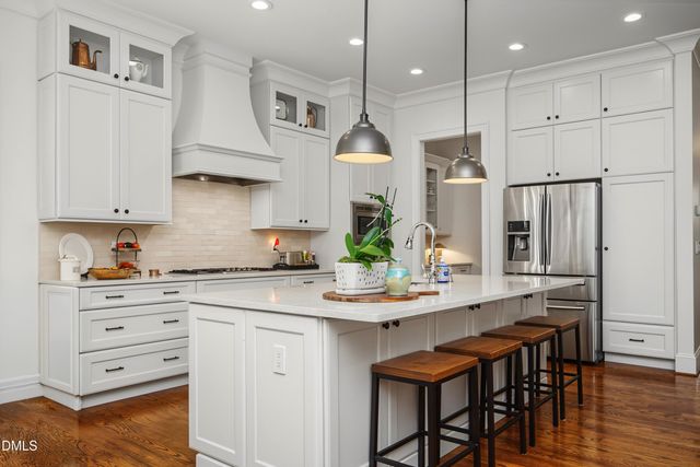 121 Ruskin Drive, Chapel Hill, NC 27516