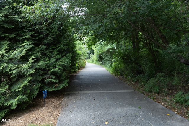 121 Ruskin Drive, Chapel Hill, NC 27516