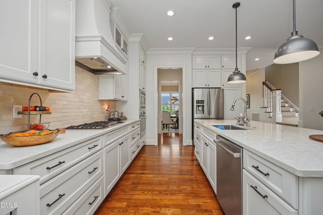 121 Ruskin Drive, Chapel Hill, NC 27516