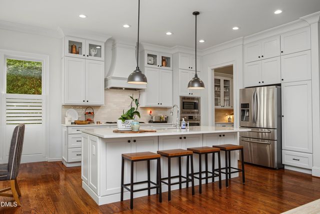 121 Ruskin Drive, Chapel Hill, NC 27516