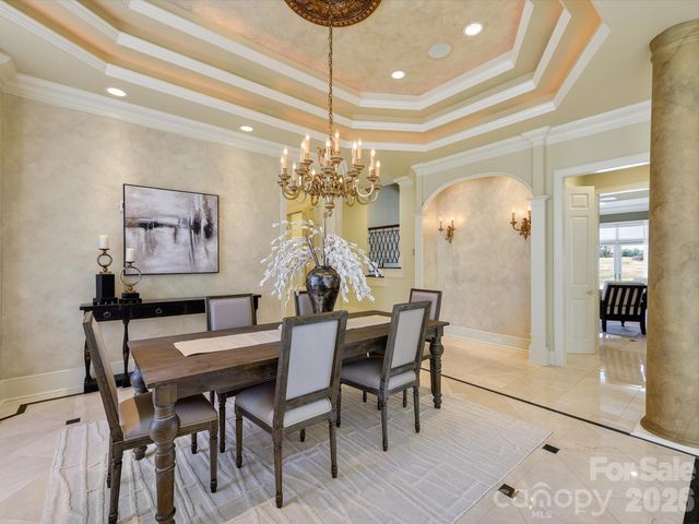 6905 Shinnecock Hill Lane, Charlotte, NC 28277