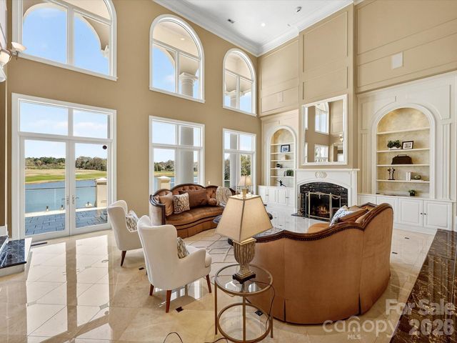 6905 Shinnecock Hill Lane, Charlotte, NC 28277