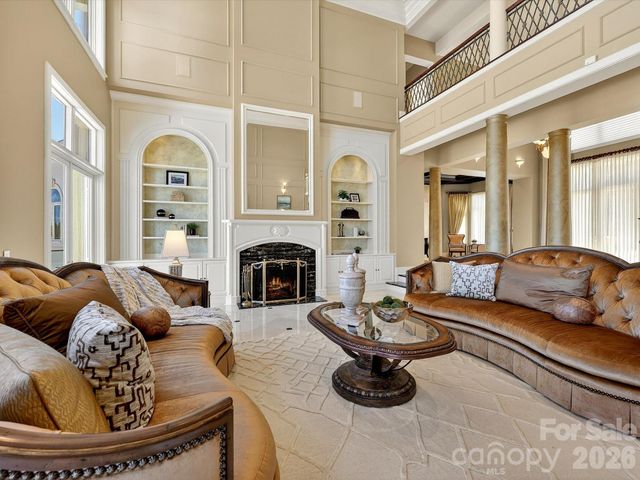 6905 Shinnecock Hill Lane, Charlotte, NC 28277