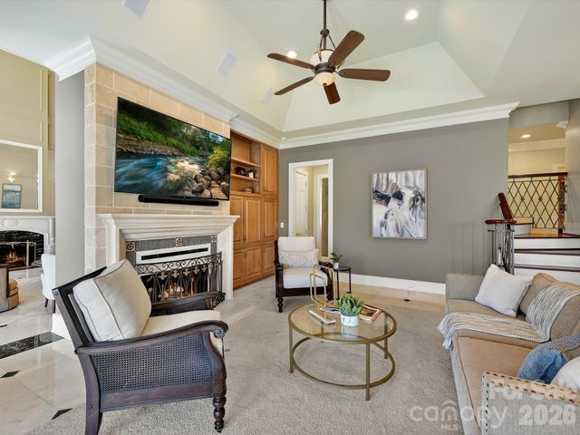 6905 Shinnecock Hill Lane, Charlotte, NC 28277