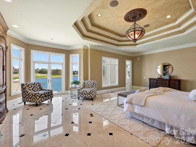 6905 Shinnecock Hill Lane, Charlotte, NC 28277