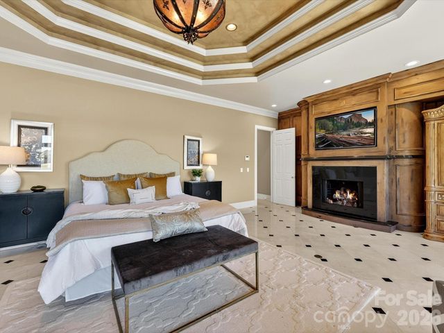 6905 Shinnecock Hill Lane, Charlotte, NC 28277