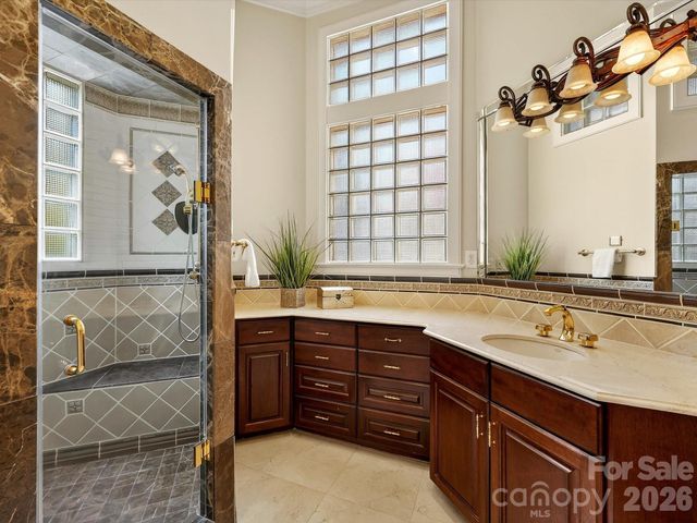 6905 Shinnecock Hill Lane, Charlotte, NC 28277