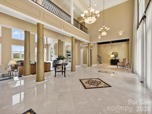 6905 Shinnecock Hill Lane, Charlotte, NC 28277