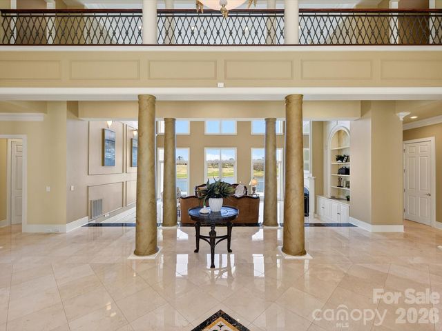 6905 Shinnecock Hill Lane, Charlotte, NC 28277