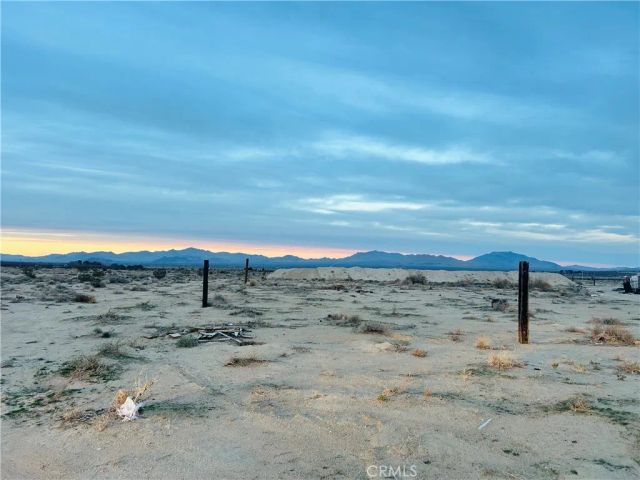 36352 Rodeo, Lucerne Valley, CA 92356