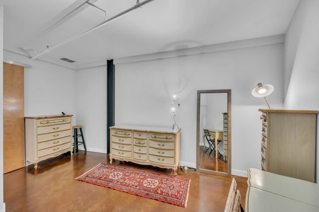 1400 Rosa L Parks Blvd Apt 323, Nashville, TN 37208