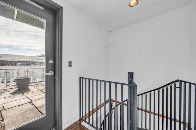 1400 Rosa L Parks Blvd Apt 323, Nashville, TN 37208