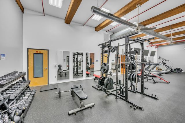 1400 Rosa L Parks Blvd Apt 323, Nashville, TN 37208