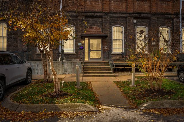 1400 Rosa L Parks Blvd Apt 323, Nashville, TN 37208