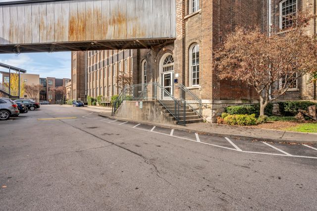 1400 Rosa L Parks Blvd Apt 323, Nashville, TN 37208