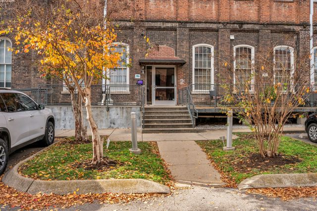 1400 Rosa L Parks Blvd Apt 323, Nashville, TN 37208