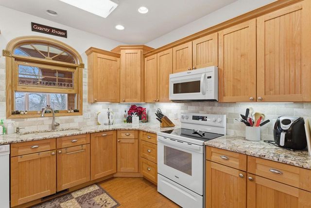 E9291 Pebblebeach Drive, Wisconsin Dells, WI 53965