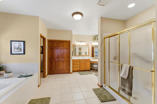 E9291 Pebblebeach Drive, Wisconsin Dells, WI 53965