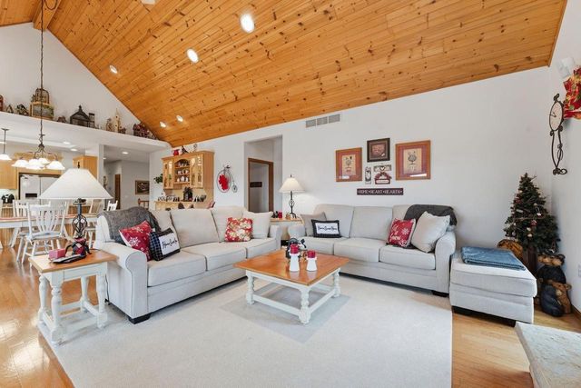 E9291 Pebblebeach Drive, Wisconsin Dells, WI 53965