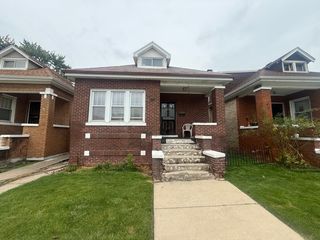 8542 S Elizabeth Street, Chicago, IL 60620