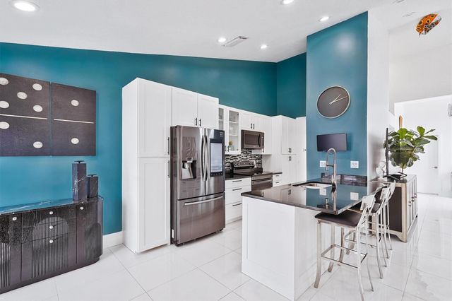 26 Dogwood Circle, Boynton Beach, FL 33436