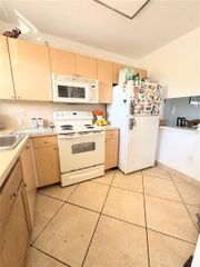 8130 Sunrise Lakes Blvd 202, Sunrise, FL 33322