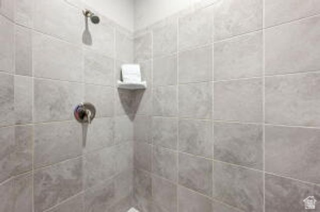 2326 N PARK DR, Washington, UT 84780