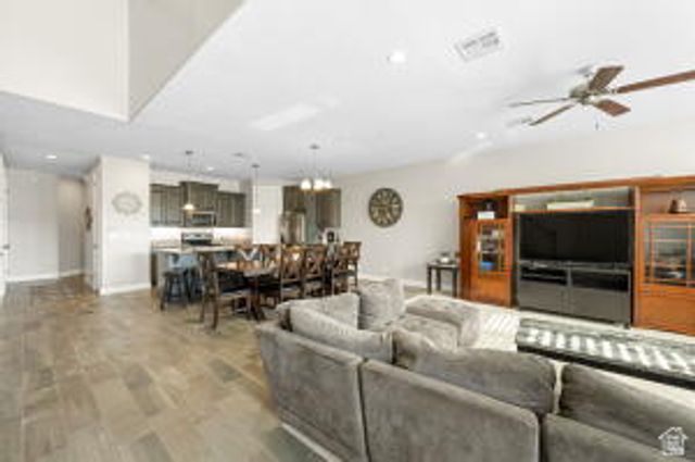 2326 N PARK DR, Washington, UT 84780