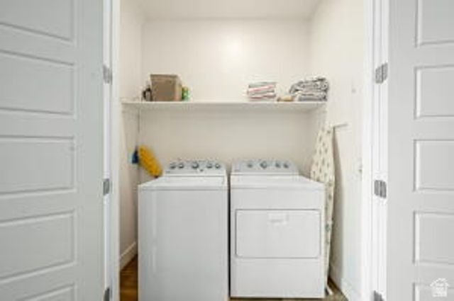 2326 N PARK DR, Washington, UT 84780