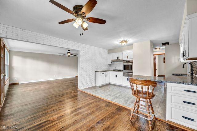 10927 Granger Road, Garfield Heights, OH 44125