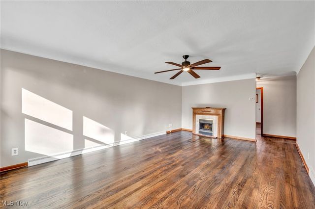 10927 Granger Road, Garfield Heights, OH 44125