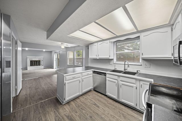 2227 Lilacwood Avenue, Columbus, OH 43229