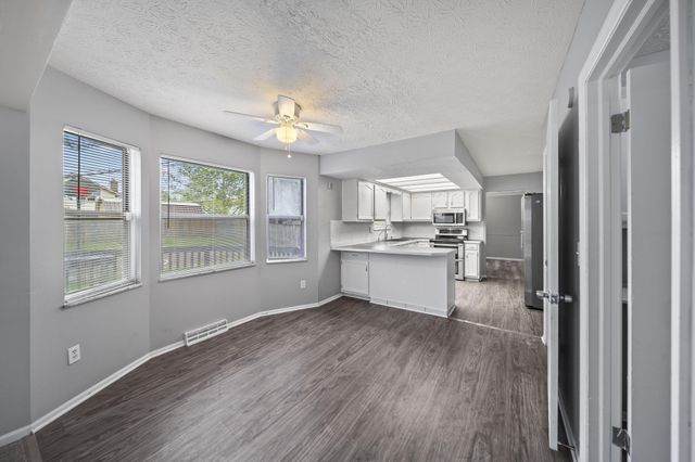 2227 Lilacwood Avenue, Columbus, OH 43229