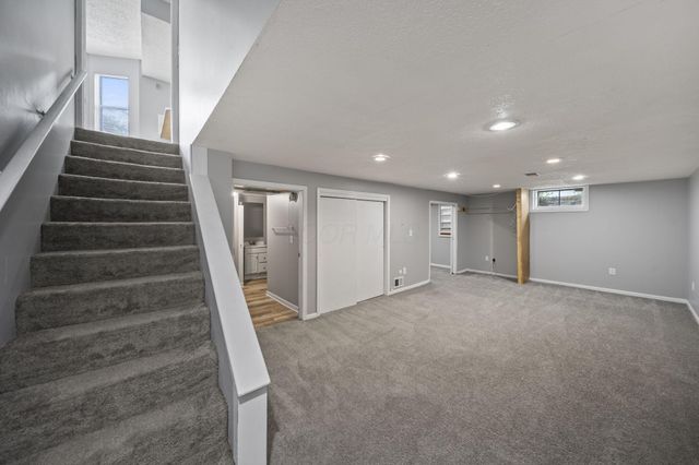 2227 Lilacwood Avenue, Columbus, OH 43229