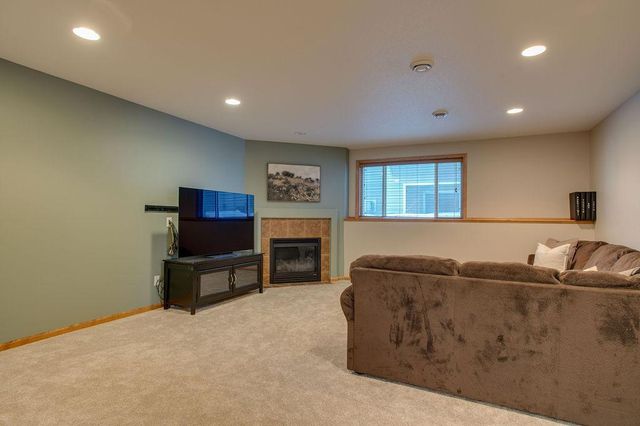 4486 53rd Street S, Fargo, ND 58104