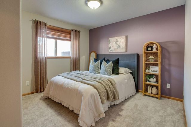 4486 53rd Street S, Fargo, ND 58104